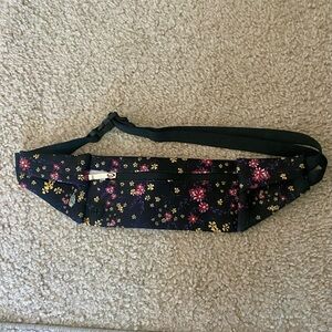 Free People x FP Movement Runner Sling Fanny Pack Bum Bag Floral Black S/M
